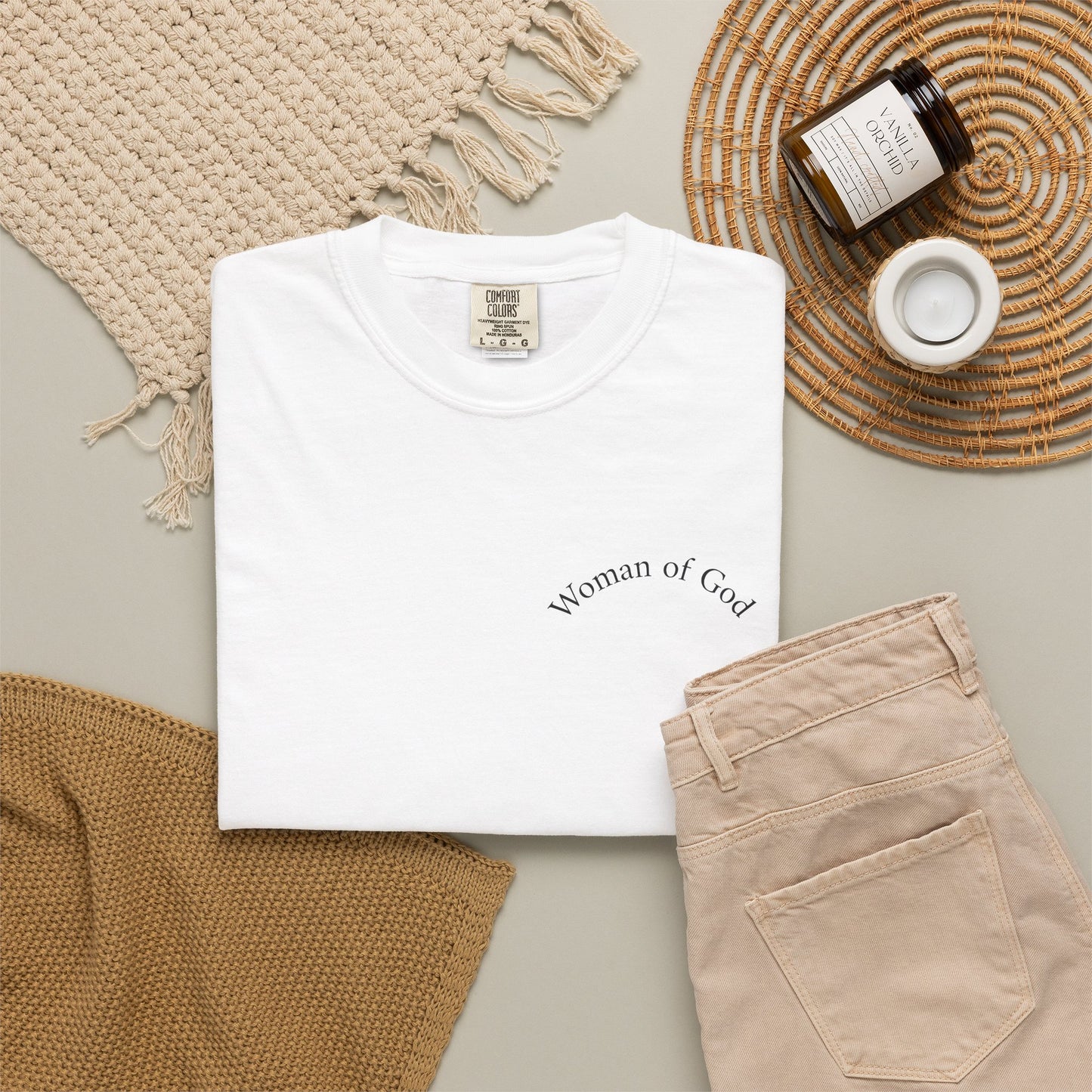 T-Shirt — "A Woman Who Empowers" Inspirational Graphic Tee